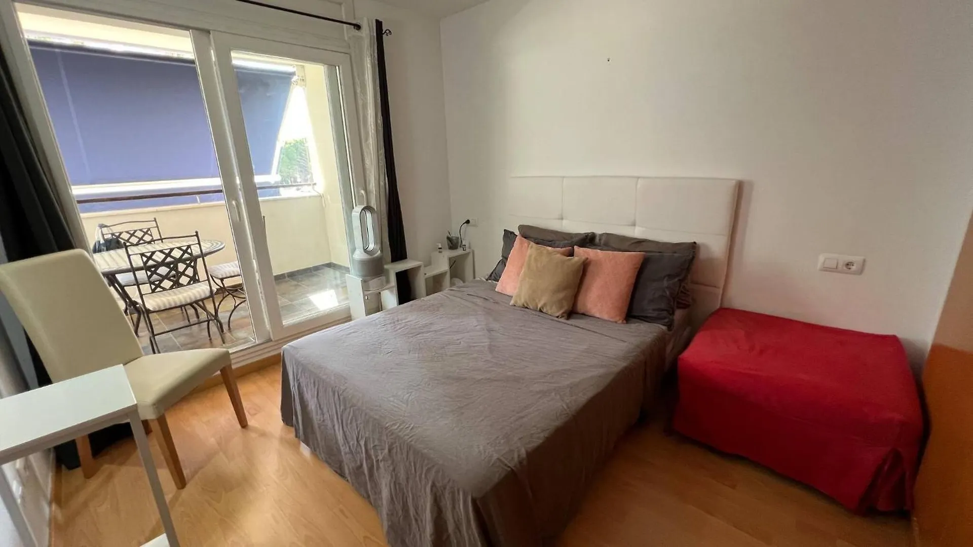 Apartment Bonito Apartamento Con Parking Y Piscina En Roses Spain