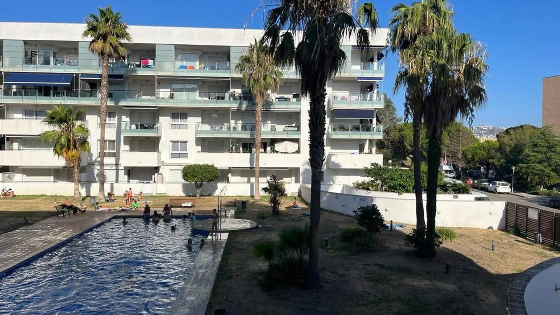 Apartment Bonito Apartamento Con Parking Y Piscina En Roses