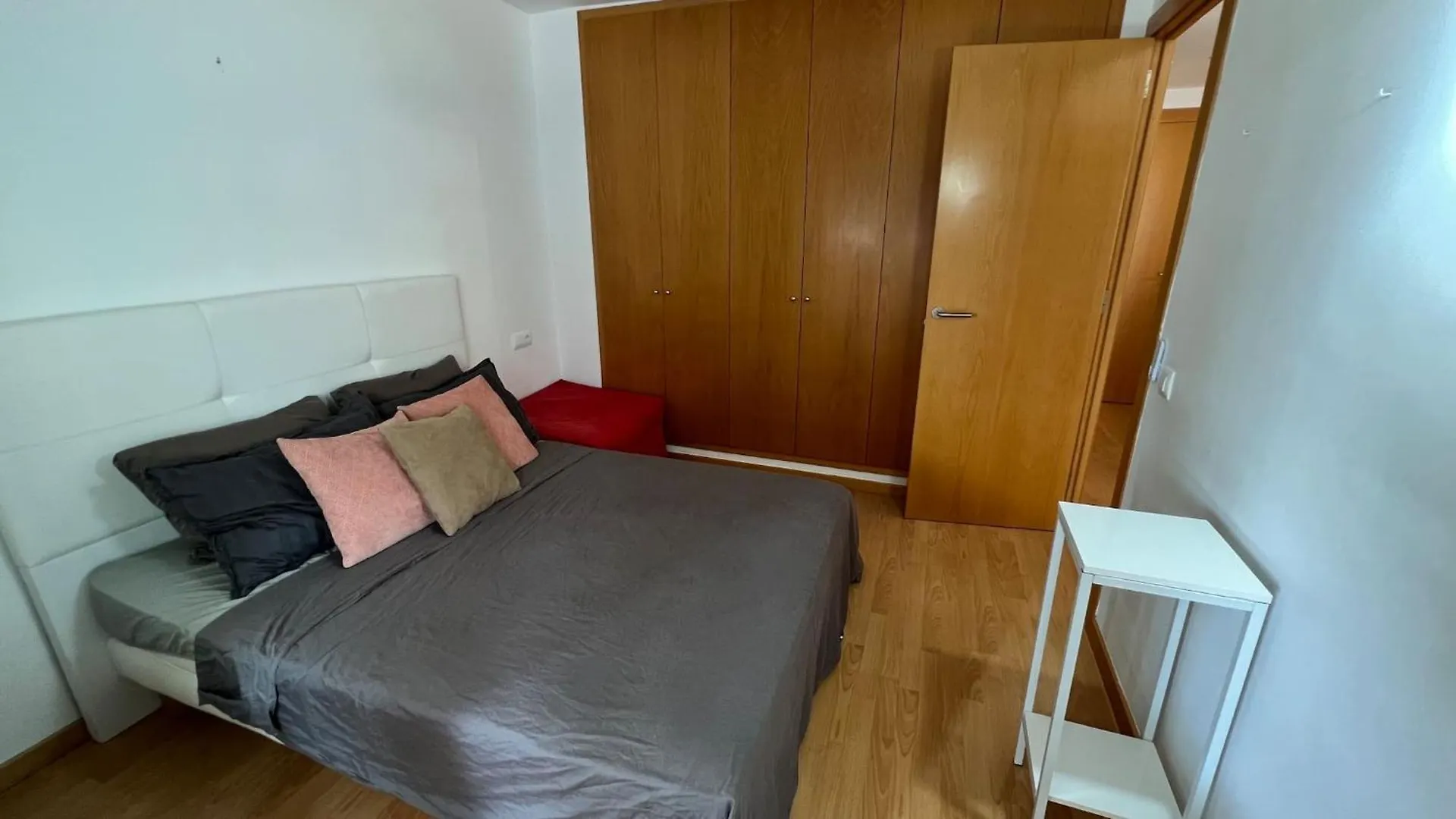 Bonito Apartamento Con Parking Y Piscina En Roses 0*,