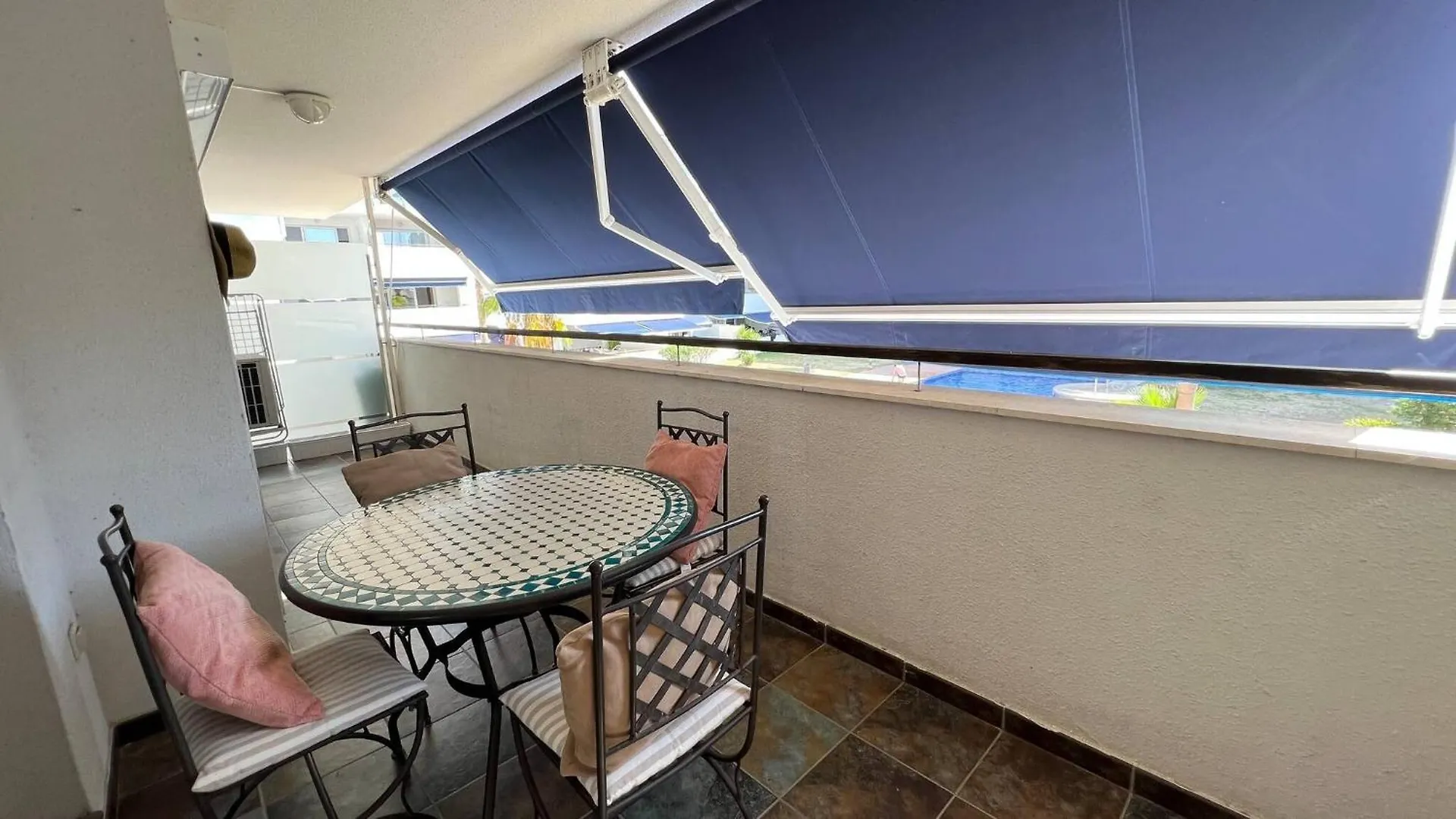 Bonito Apartamento Con Parking Y Piscina En Roses 0*,  Spain